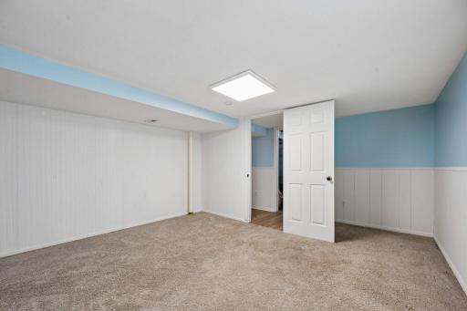 4257 5th Street NE, Minneapolis, MN 55421