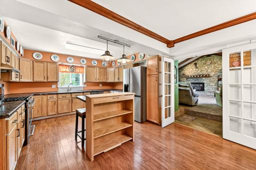 305 4th Avenue NW, Dodge Center, MN 55927