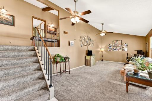 305 4th Avenue NW, Dodge Center, MN 55927