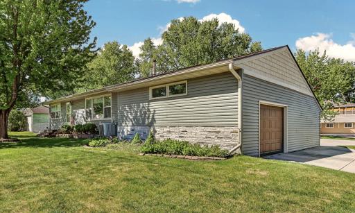 305 4th Avenue NW, Dodge Center, MN 55927