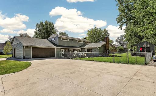 305 4th Avenue NW, Dodge Center, MN 55927