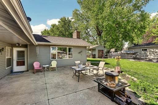 305 4th Avenue NW, Dodge Center, MN 55927
