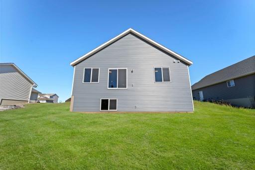 2702 Rushmore Road, Hastings, MN 55033