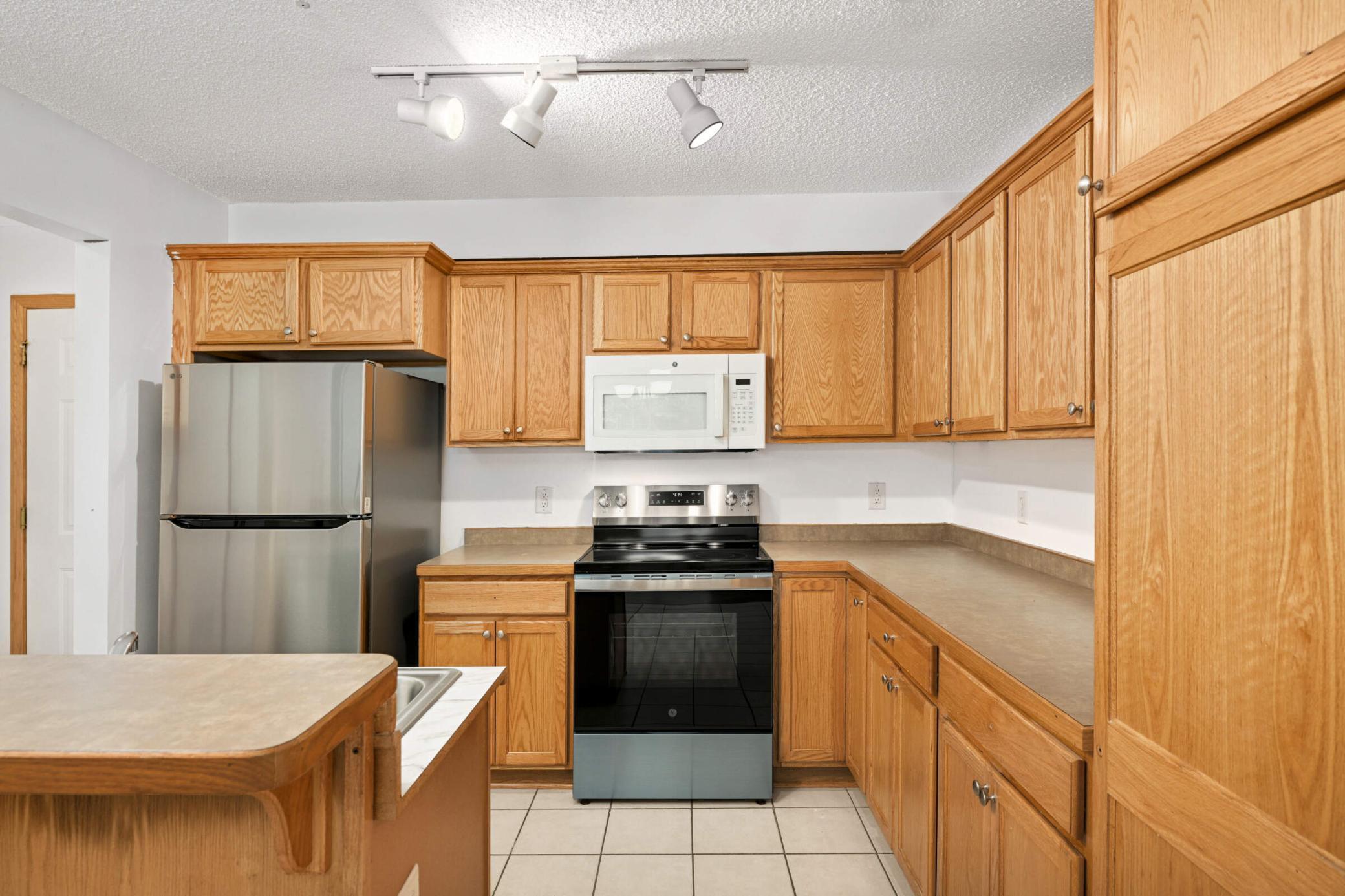 Solid wood kitchen cabinetry