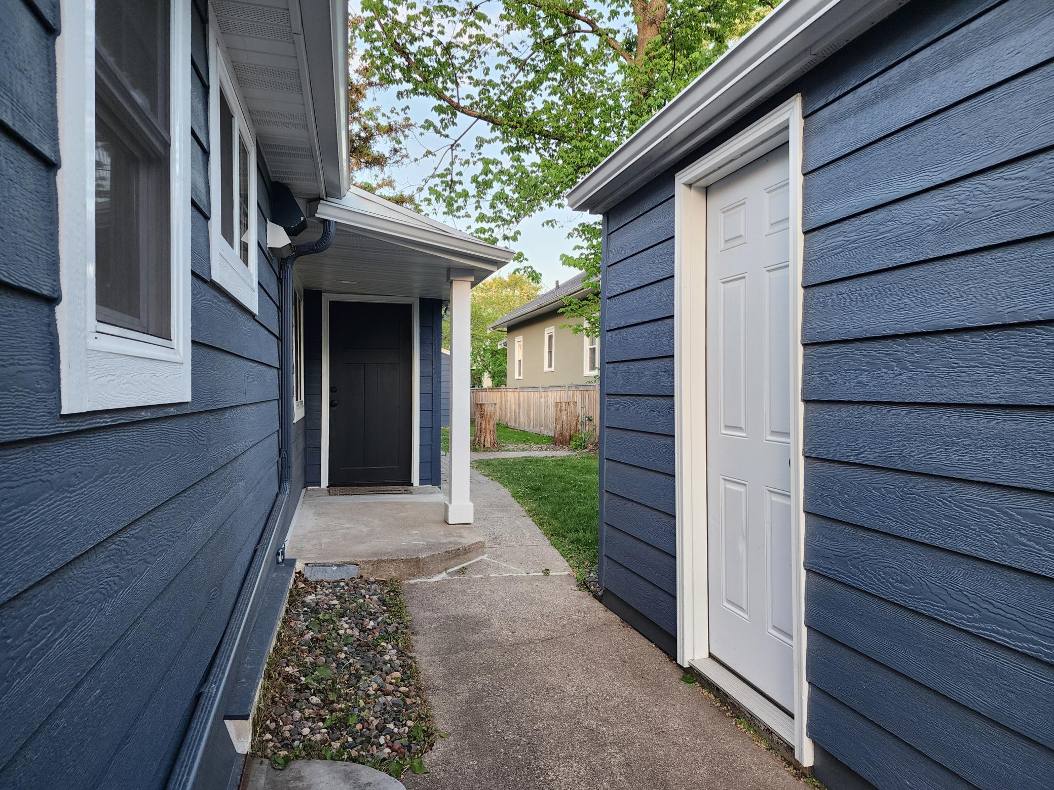 Rear door