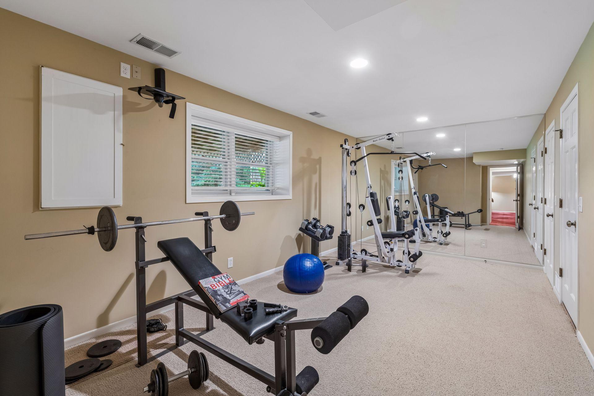 Exercise room with lookout windows