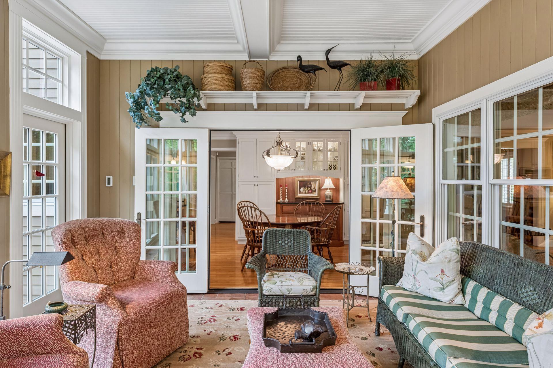 Stunning sun room off of the informal dining space