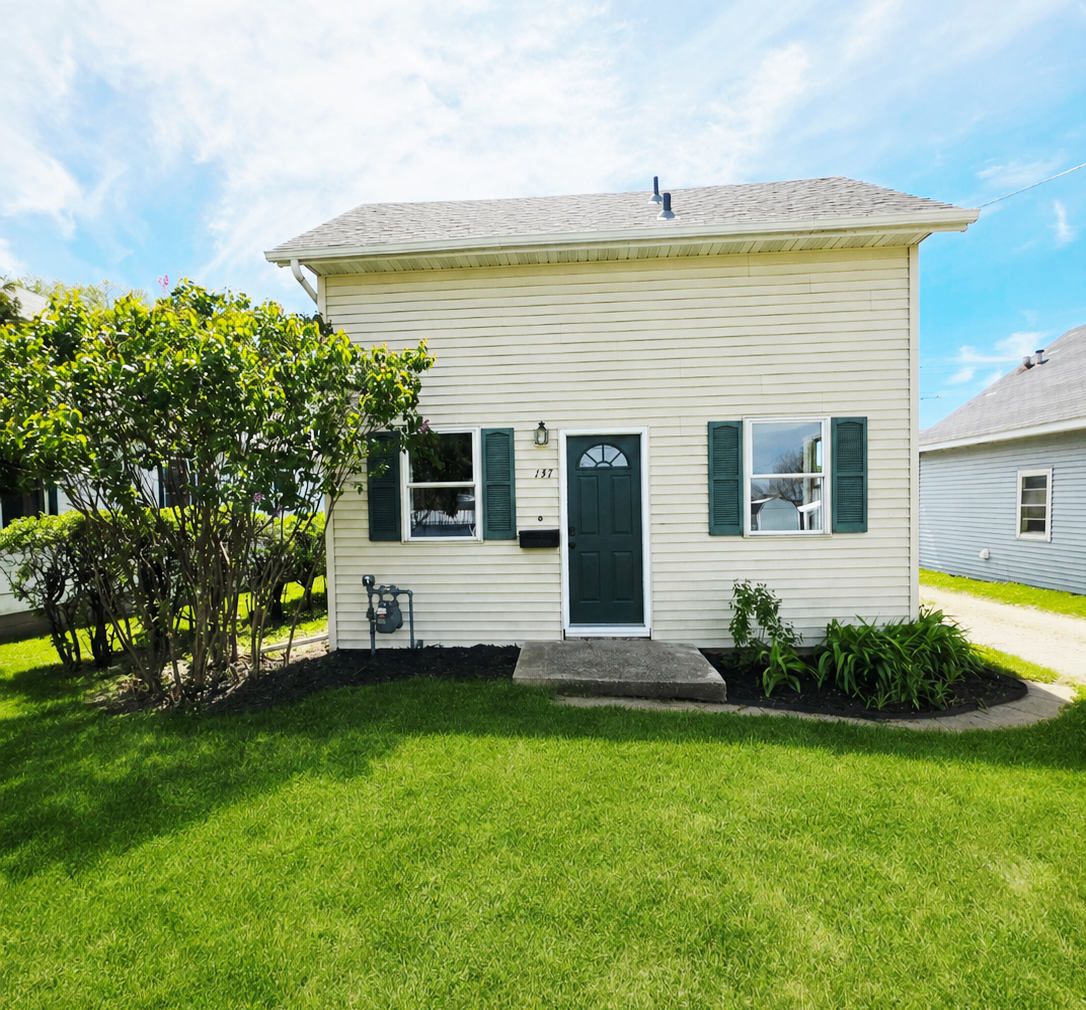 147 Holly St Front Elevation