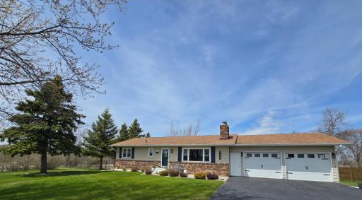800 Willow Springs Road, Detroit Lakes, MN 56501