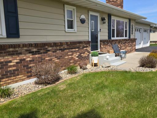800 Willow Springs Road, Detroit Lakes, MN 56501