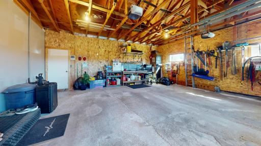 800 Willow Springs Road, Detroit Lakes, MN 56501