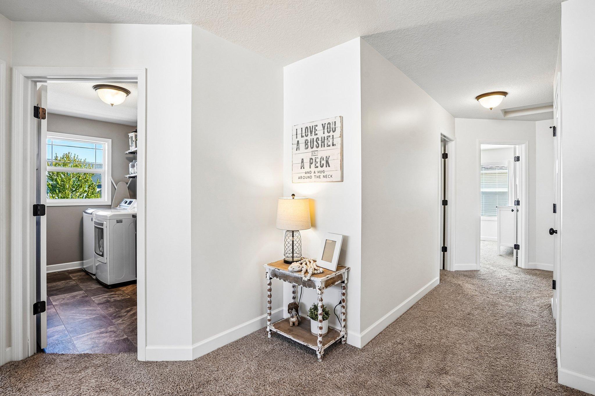 28-web-or-mls-151st Street-S1205-028.jpg