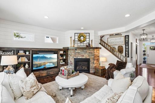 6321 151st Street, Savage, MN 55378