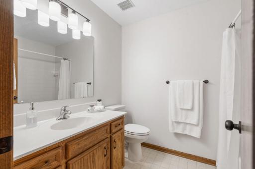 8461 Vagabond Lane N, Maple Grove, MN 55311