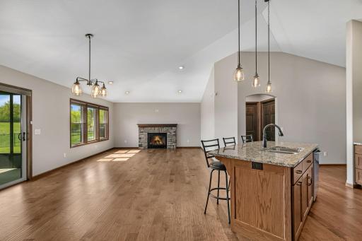 Open floor plan, natural sunlight