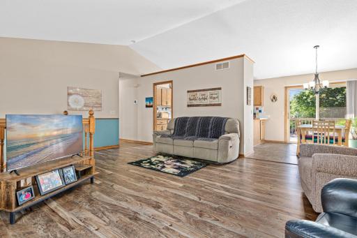 16608 Imperial Way, Lakeville, MN 55044