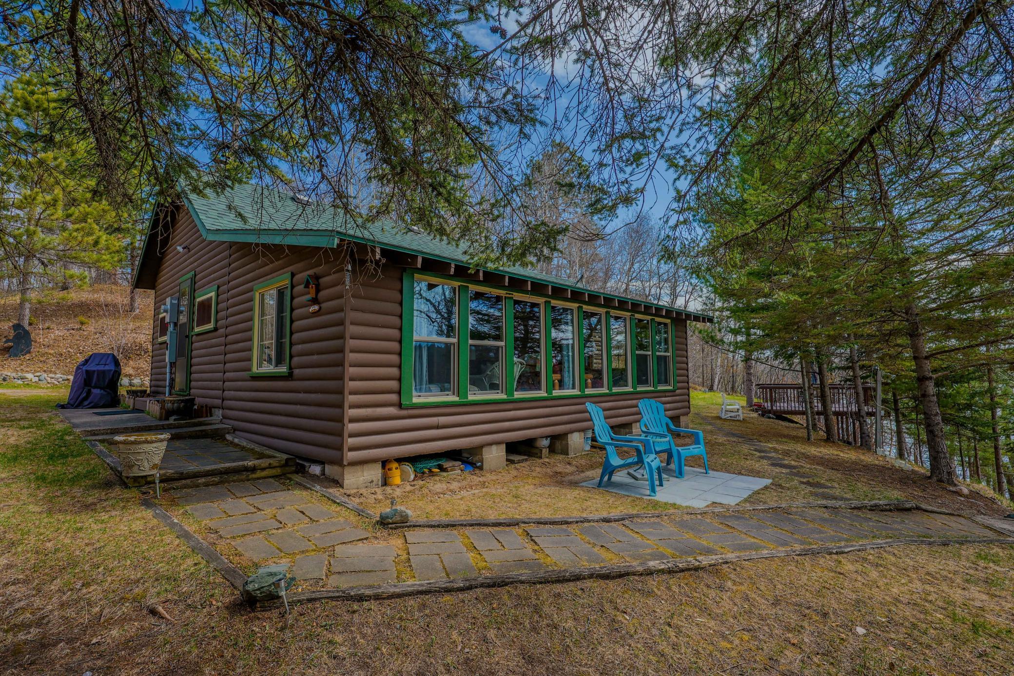 Another view to cabin