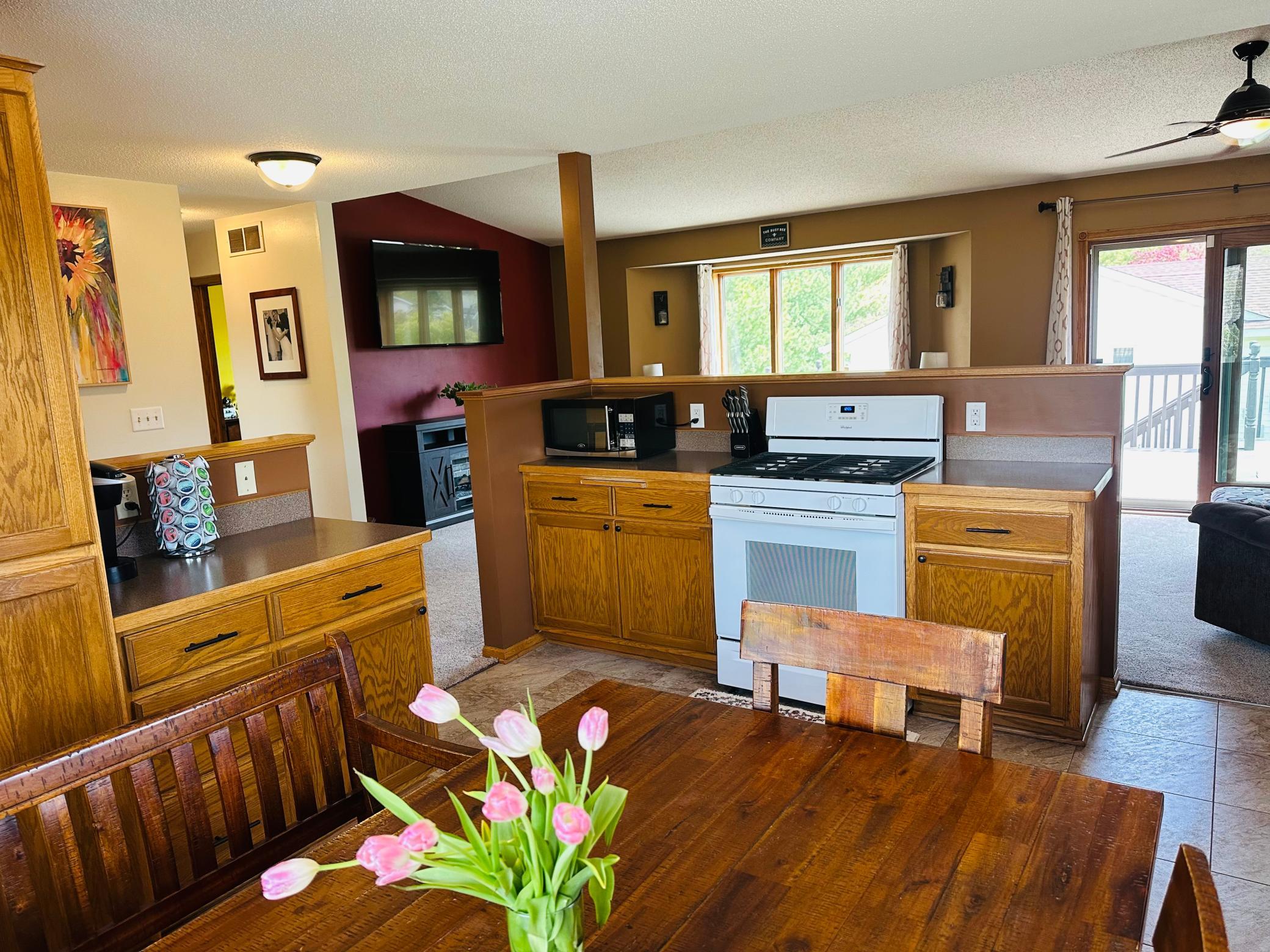 kitchen2.jpg