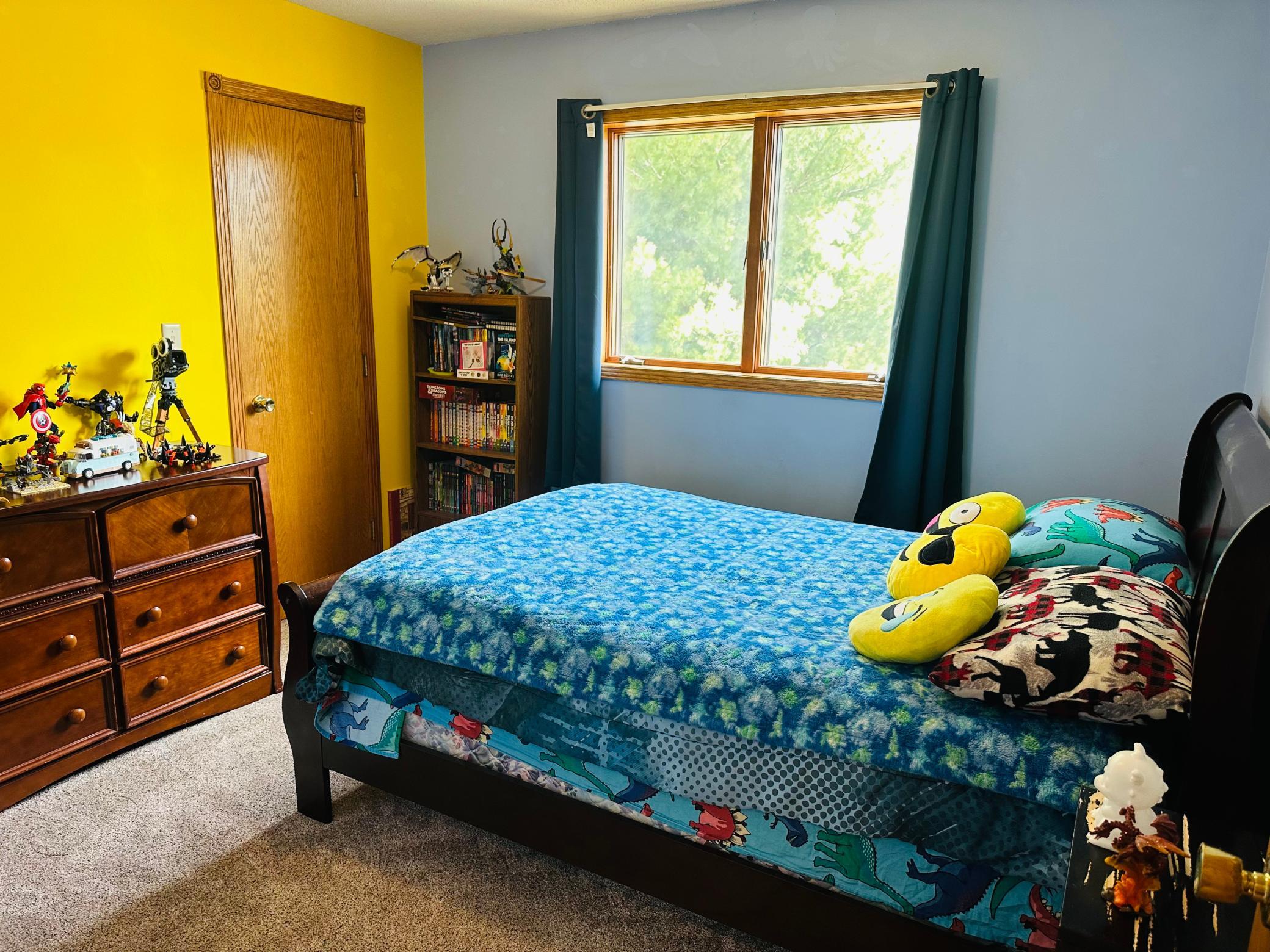 bed2.jpg
