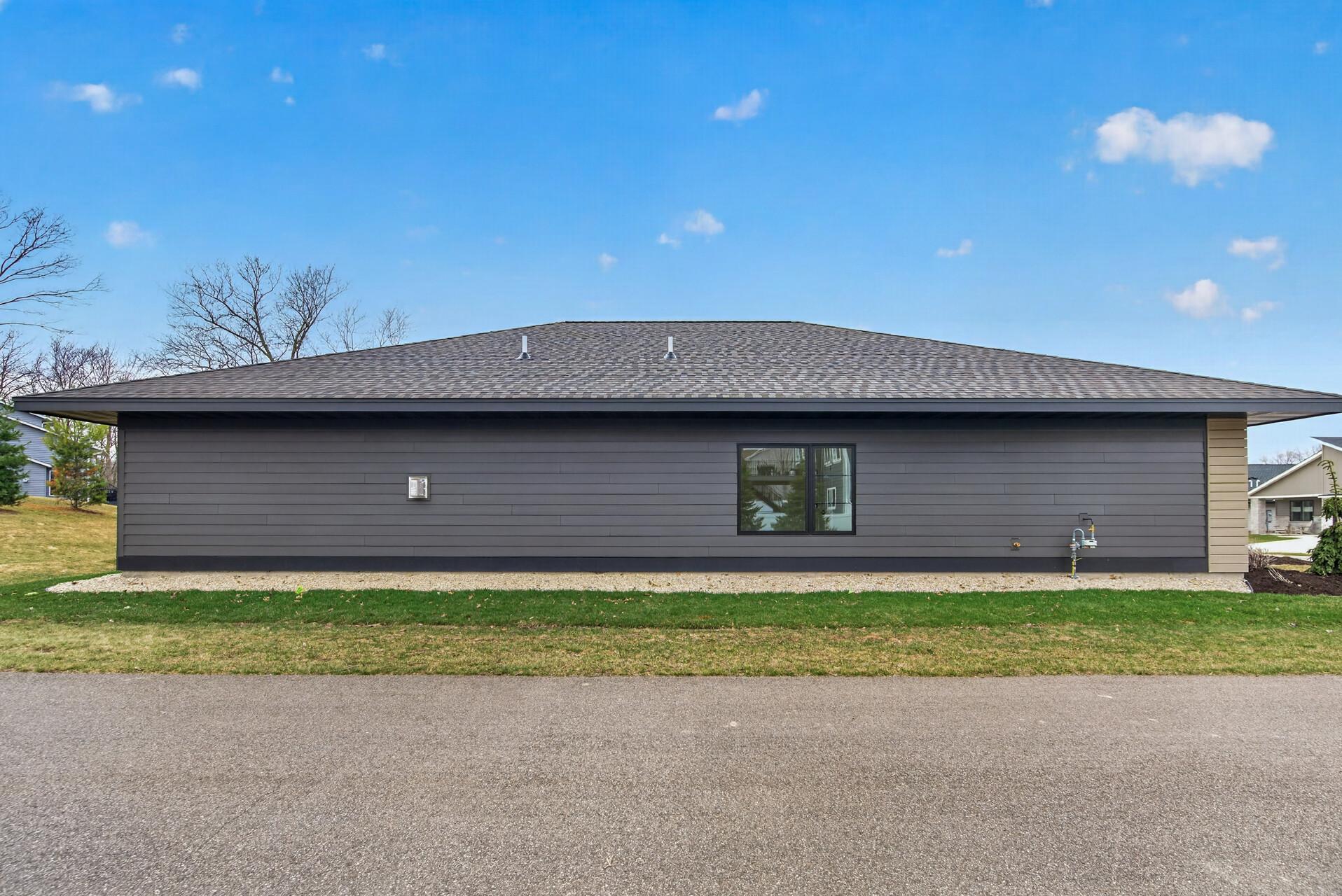 50_7743_146th_Terrace50_mls.jpg