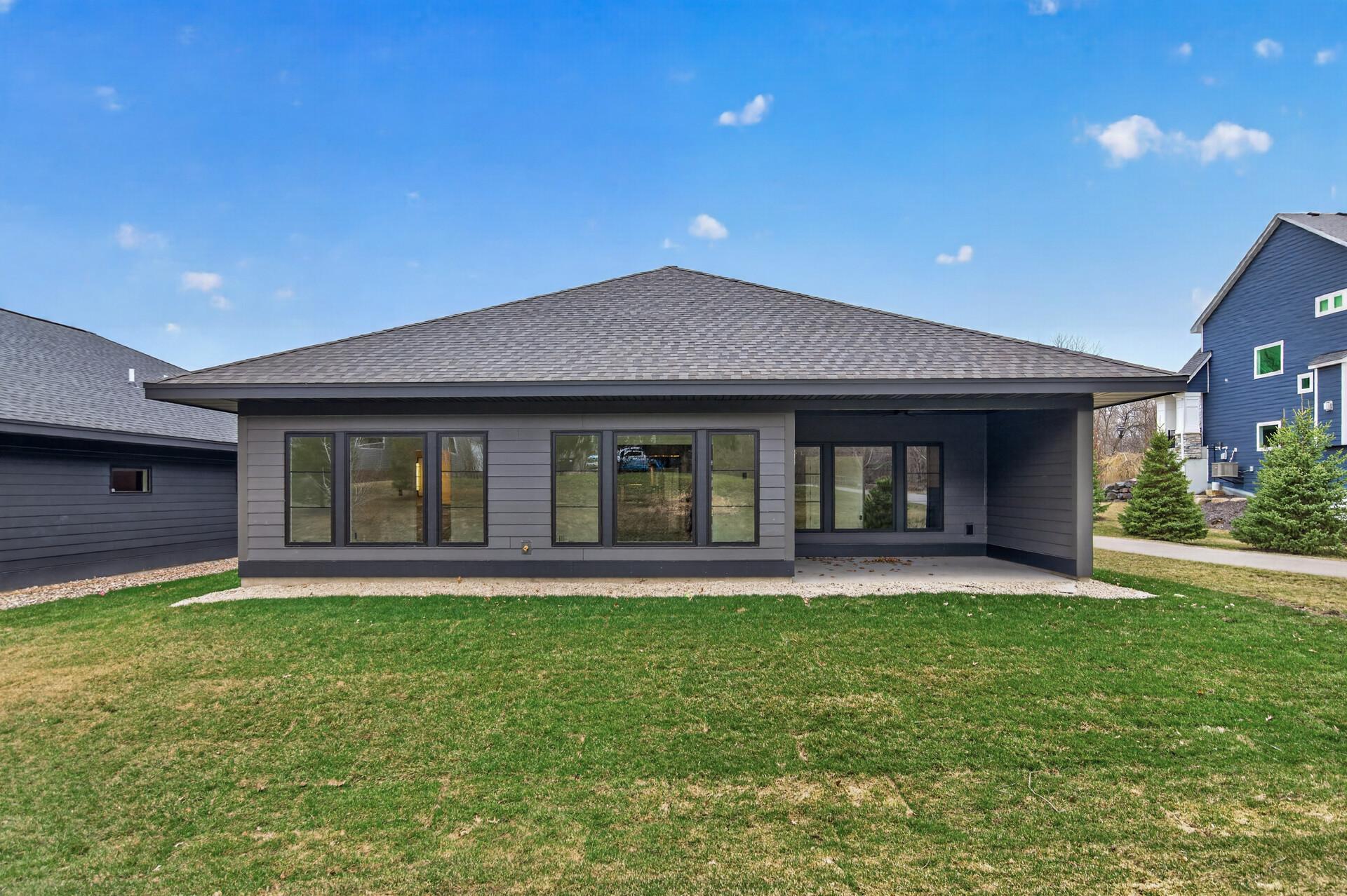 48_7743_146th_Terrace48_mls.jpg