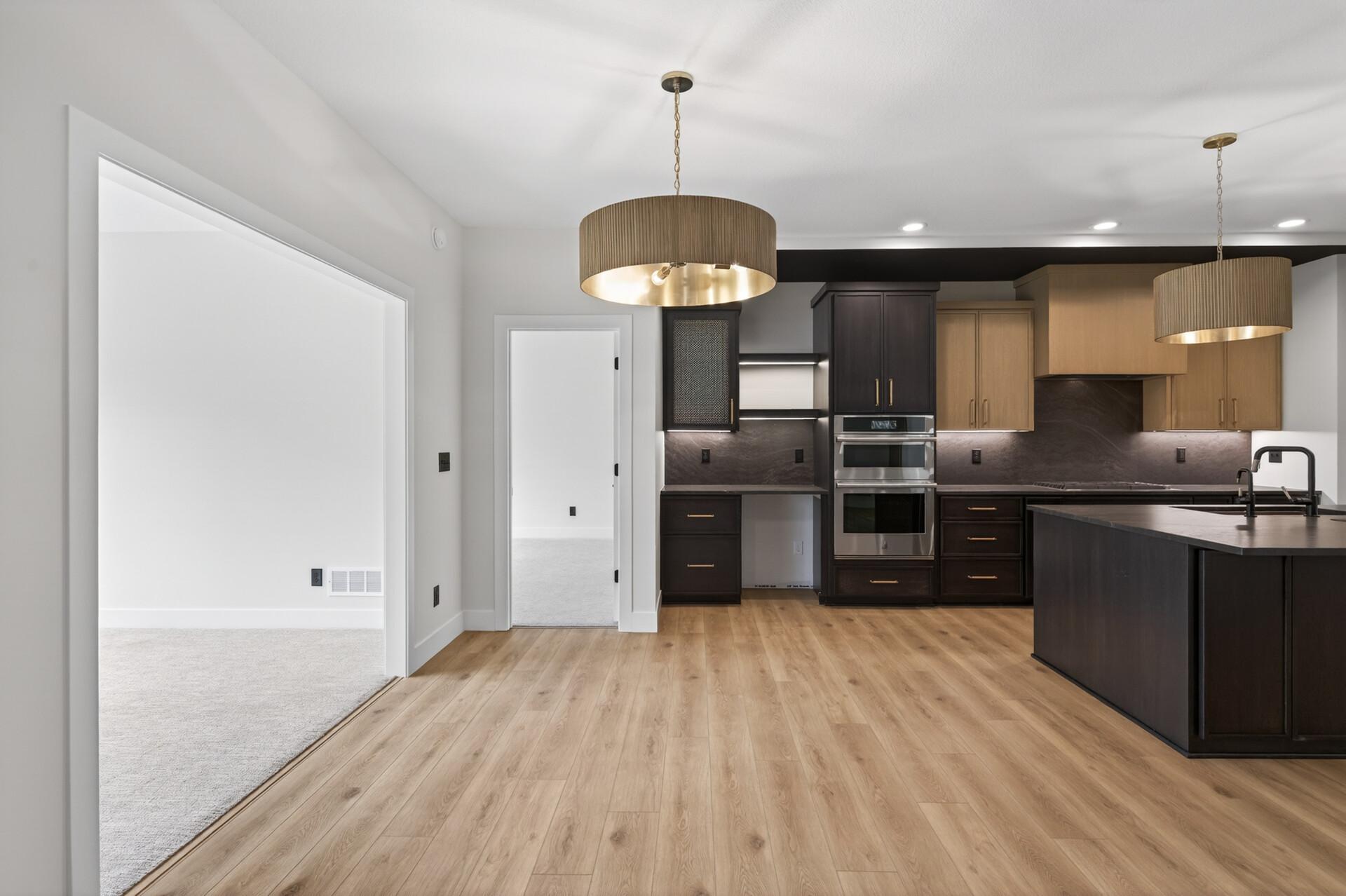 22_7743_146th_Terrace22_mls.jpg