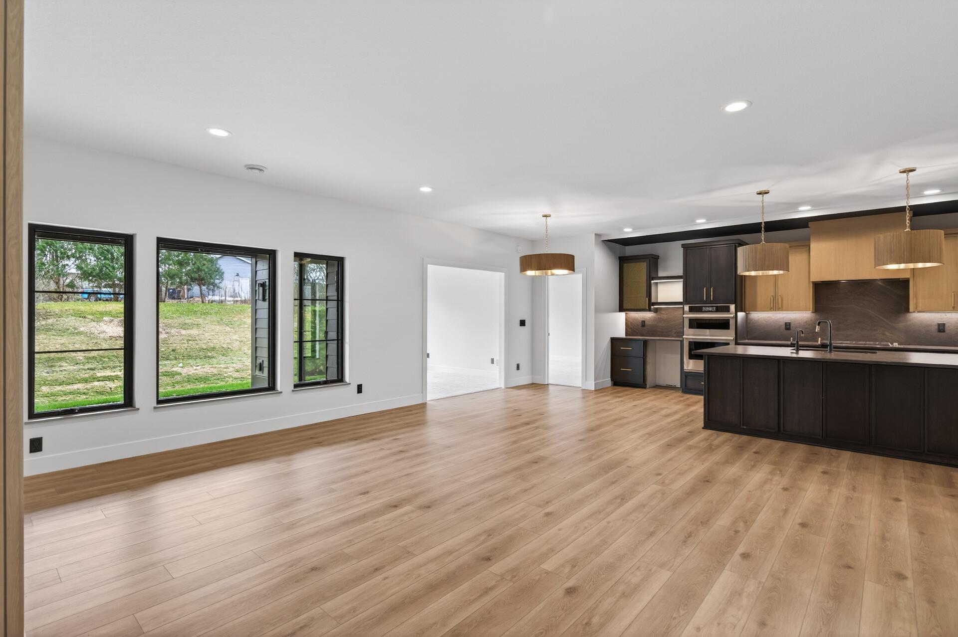 21_7743_146th_Terrace21_mls.jpg