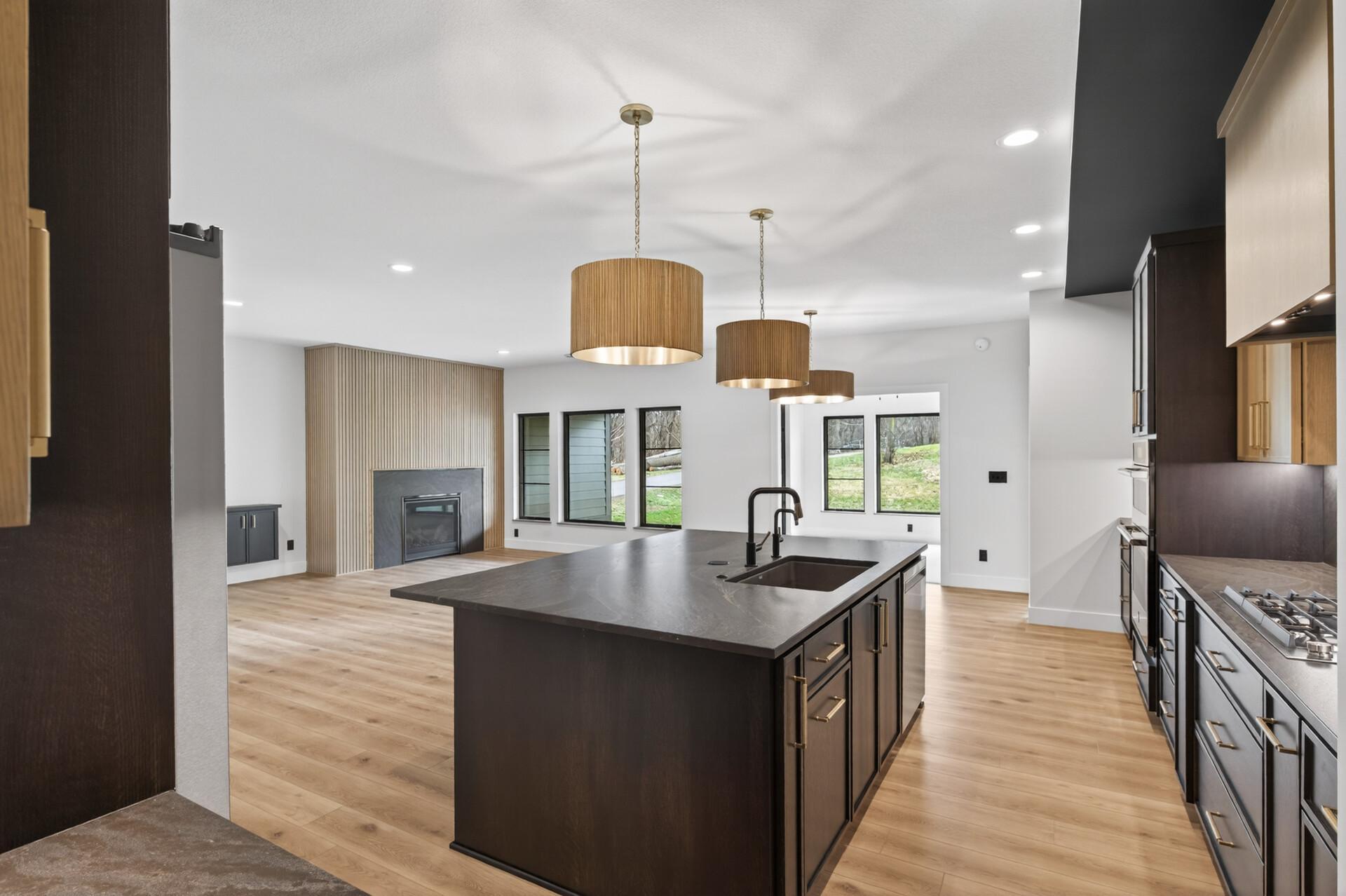 15_7743_146th_Terrace15_mls.jpg
