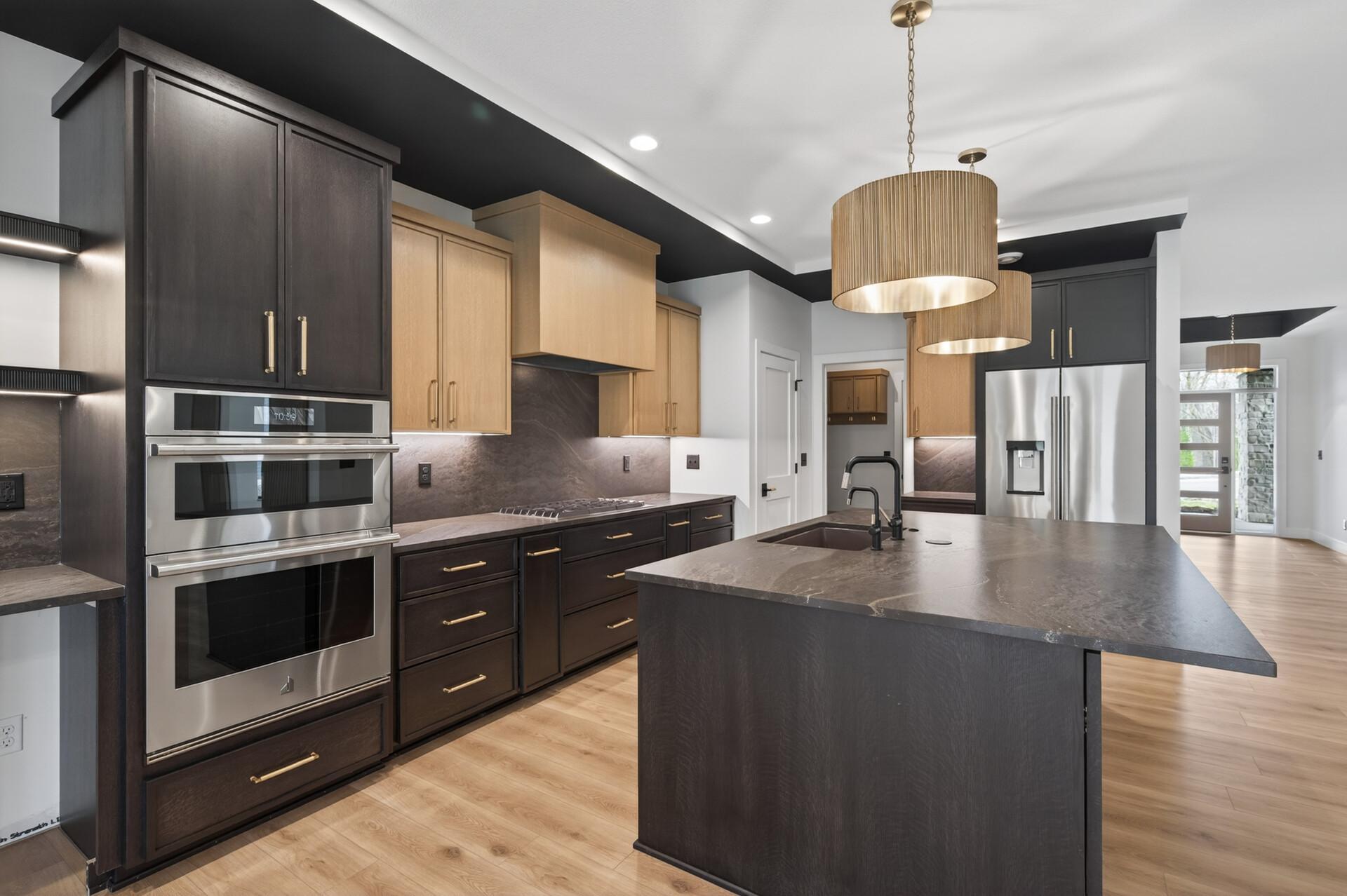 13_7743_146th_Terrace13_mls.jpg