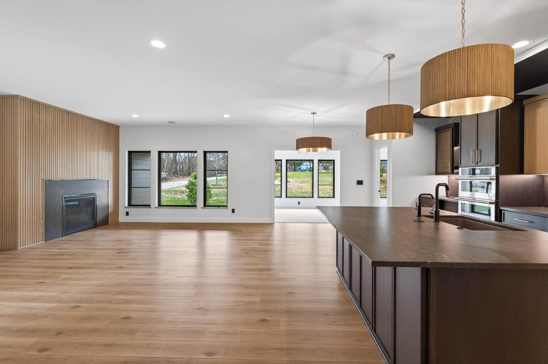 09_7743_146th_Terrace9_mls.jpg