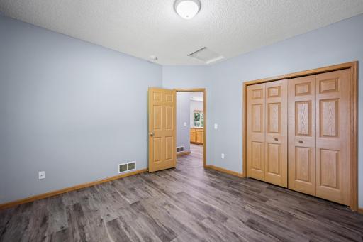 914 1/2 3rd Avenue NE, Buffalo, MN 55313