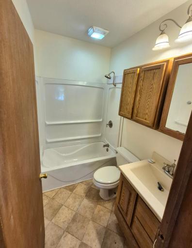 402 22nd Avenue N, Saint Cloud, MN 56303