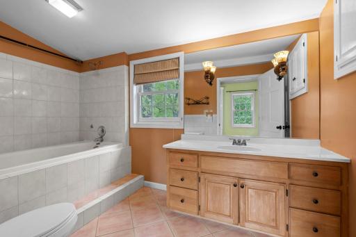 613 Labore Road, Saint Paul, MN 55117