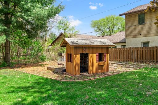 613 Labore Road, Saint Paul, MN 55117