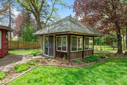 613 Labore Road, Saint Paul, MN 55117