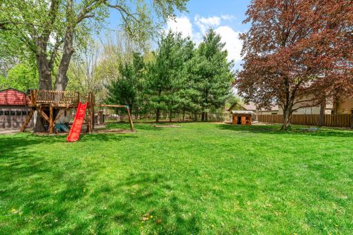 613 Labore Road, Saint Paul, MN 55117