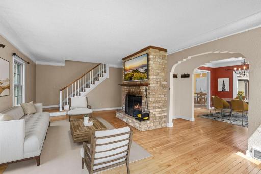 613 Labore Road, Saint Paul, MN 55117