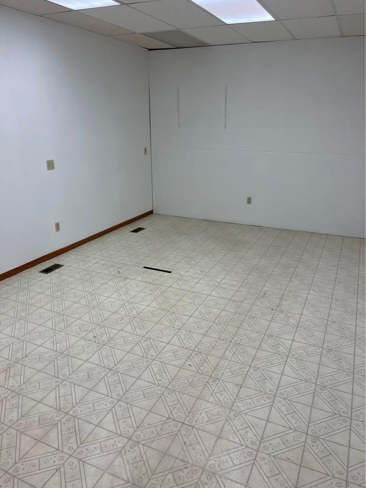 215 Meridian #8.jpg