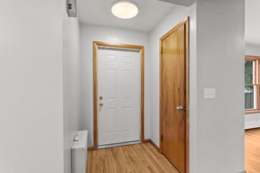 245 10th Avenue SW, Cambridge, MN 55008