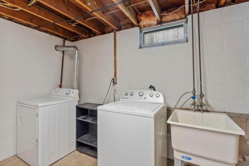 245 10th Avenue SW, Cambridge, MN 55008