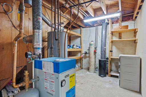 245 10th Avenue SW, Cambridge, MN 55008