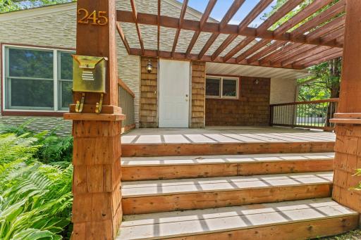 245 10th Avenue SW, Cambridge, MN 55008