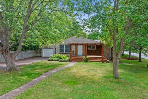 245 10th Avenue SW, Cambridge, MN 55008