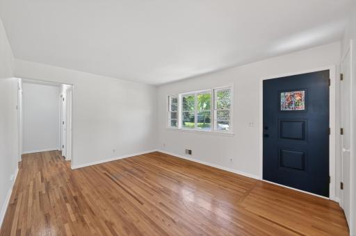 5932 Perry Avenue N, Minneapolis, MN 55429