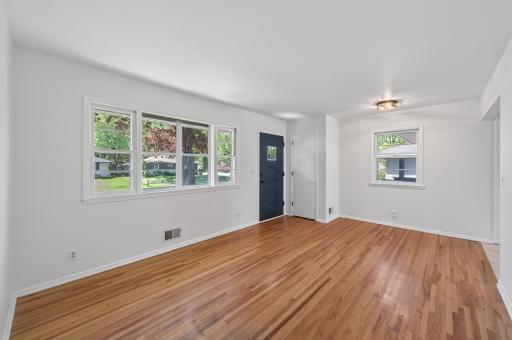 5932 Perry Avenue N, Minneapolis, MN 55429