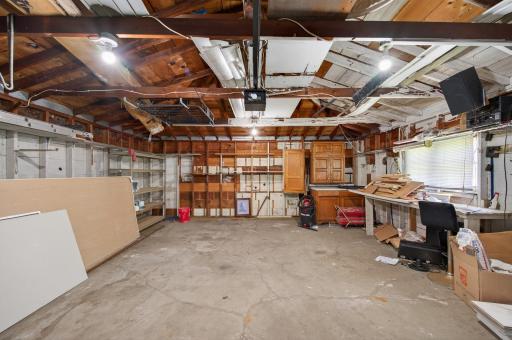 5932 Perry Avenue N, Minneapolis, MN 55429