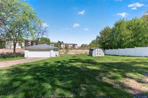 5932 Perry Avenue N, Minneapolis, MN 55429