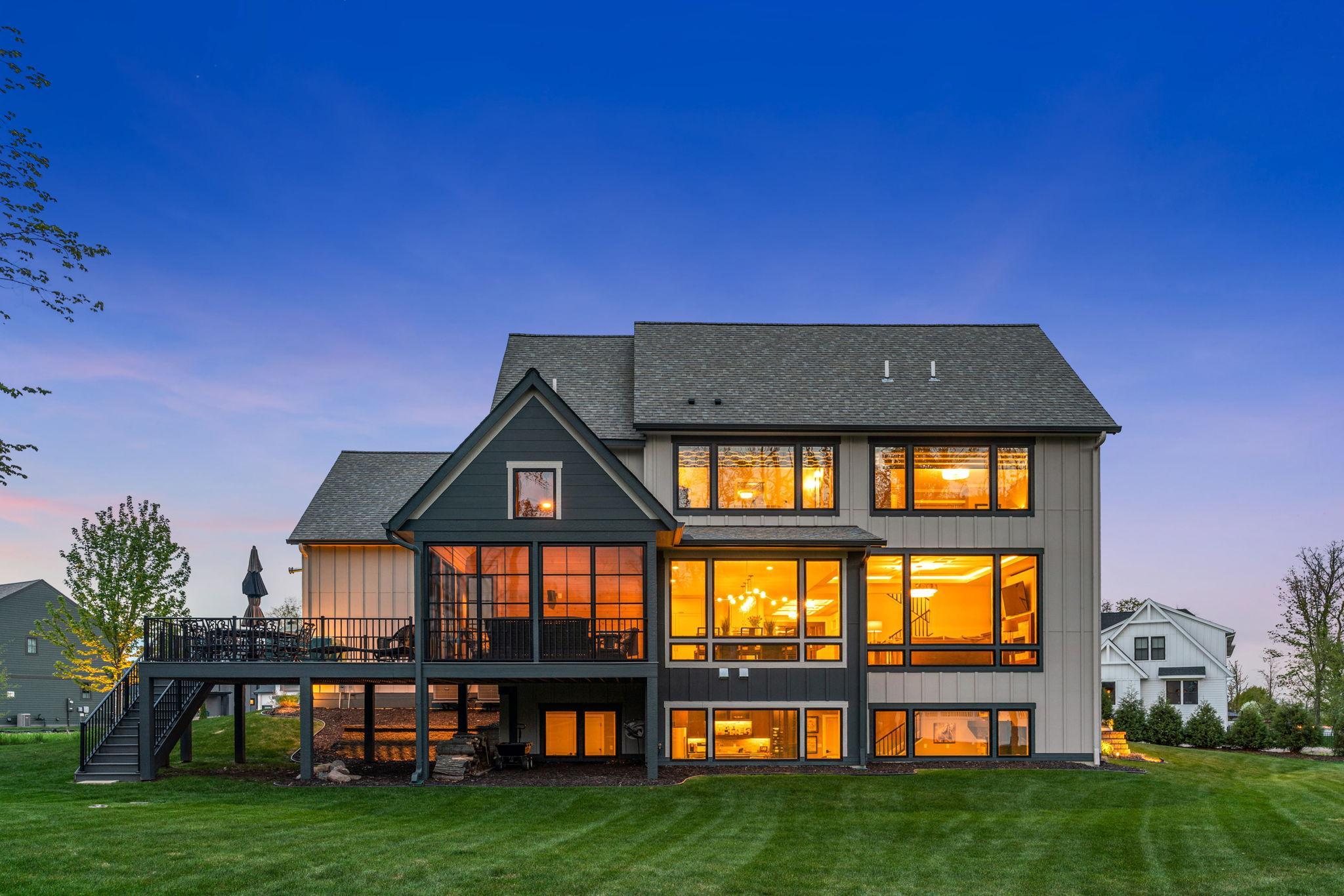 7-web-or-mls-754 Shawnee Woods Twilight-7.jpg