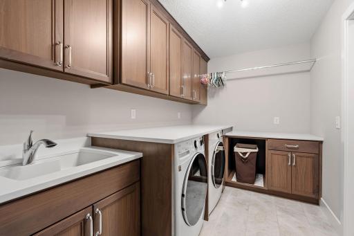 754 Shawnee Woods Road, Medina, MN 55340