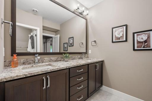 109-web-or-mls-754 Shawnee Woods Rd-100.jpg